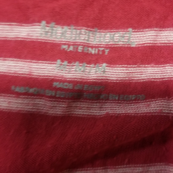 Form fitting Motherhood top - Picture 3 of 4